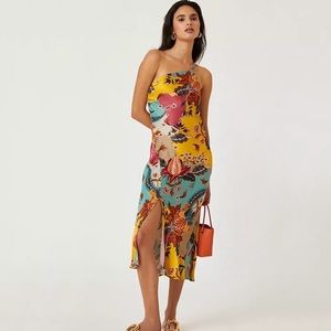 BI-nk
One-Shoulder Slip Dress
Color: A/S
Size: US 8
Condition: NWT